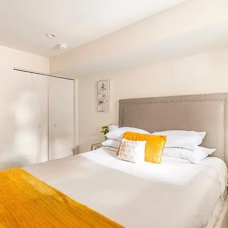 Cozy 2 Brm Apartment Mins Away From United Center Chicago Extérieur photo